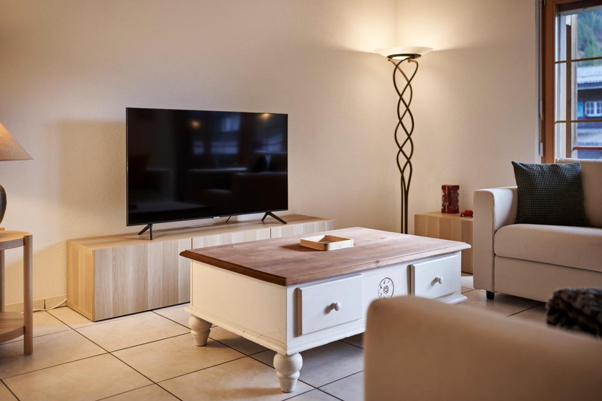 Apartment Mountain View, Luxury, Spacious With Best Views Lauterbrunnen Eksteriør bilde